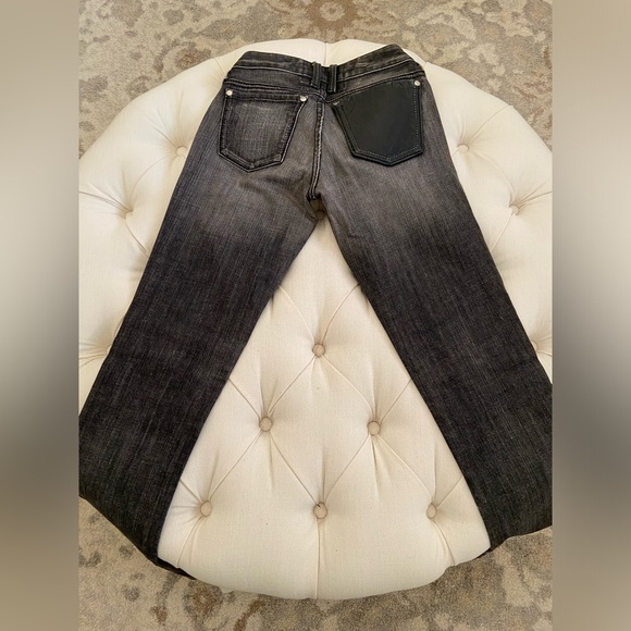 Y2K Guess Black & Grey Low Rise Leather Pocket Jeans sz 24 - Picture 3 of 6